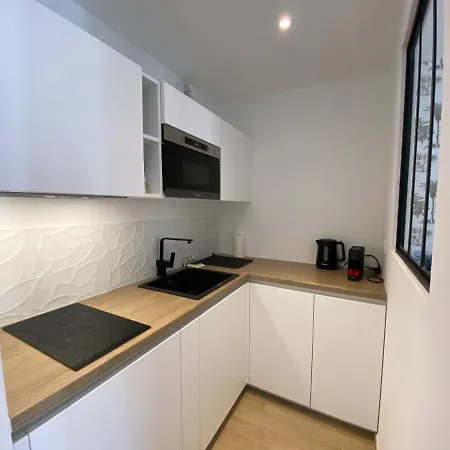 Appartement C001-beau Neuf Situe Au Centre