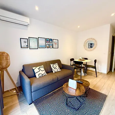 C001-beau Neuf Situe Au Centre Appartement *